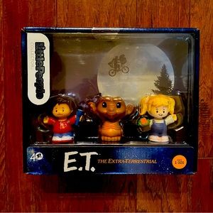 E.T. Little people set